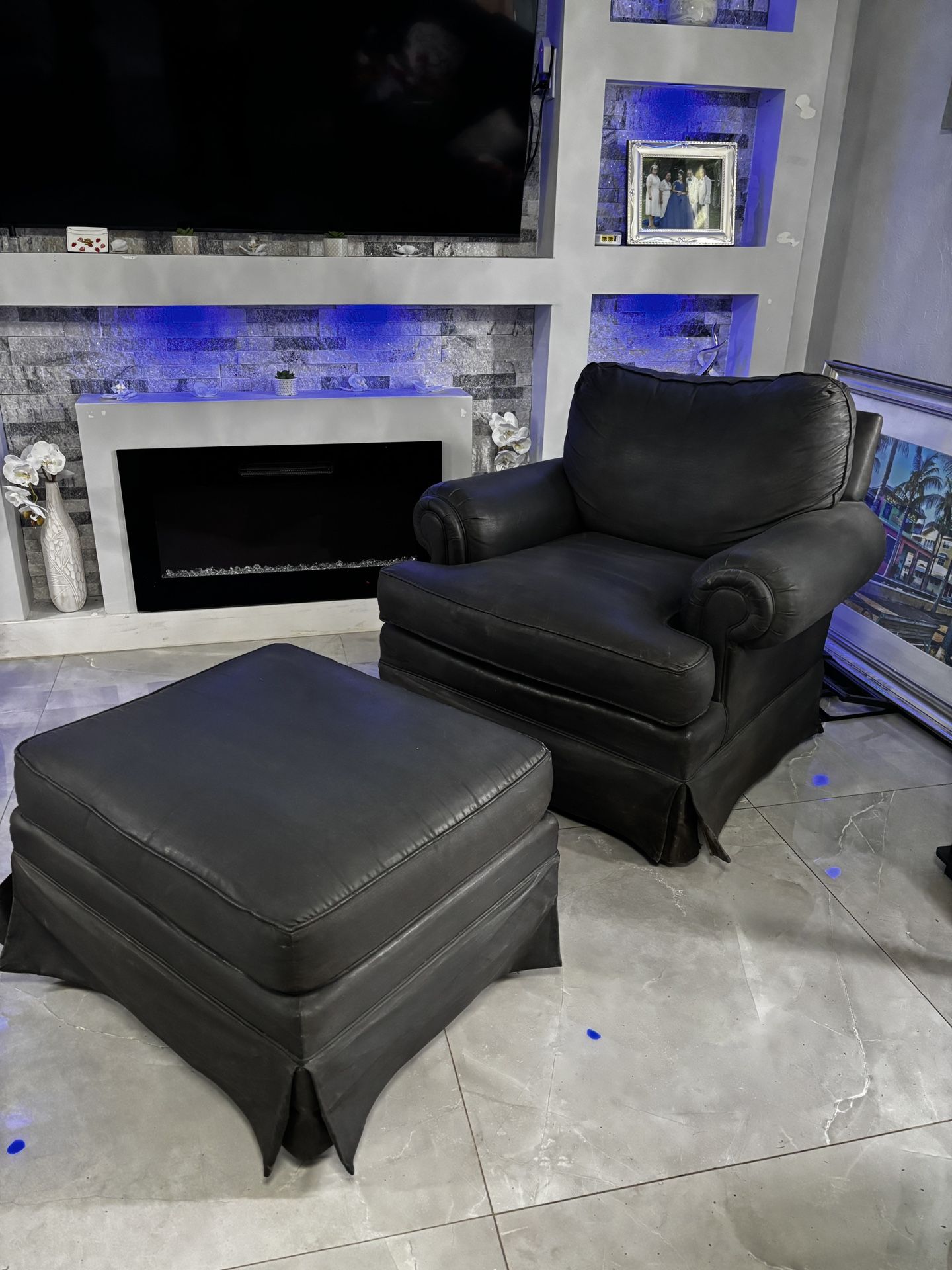 Matte Grey Couch With Leg Rest