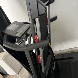 proform treadmill trainer.2.0