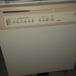 GE DISHWASHER 