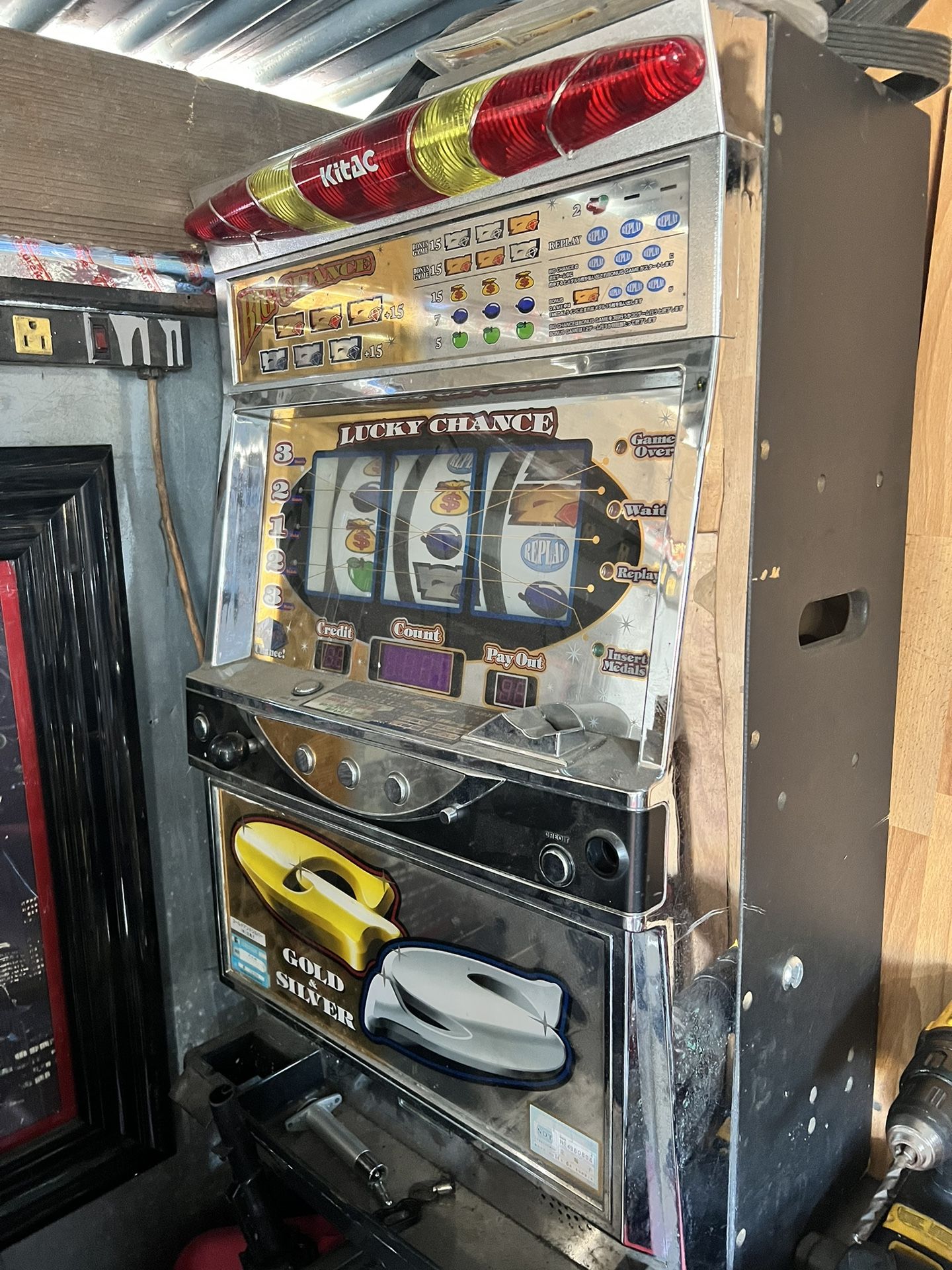 Kitac Slot machine 🎰 $750