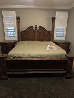 Cal King Bedroom Set
