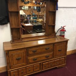 Dresser