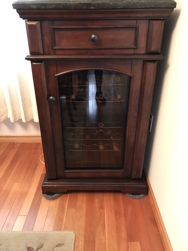 Twin Star Chateau dual zone wine cooler
