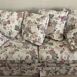 Sofa & Loveseat 