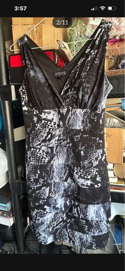 Excellent Condition Small and Medium Dresses. SALE Only. $3 each 🎉