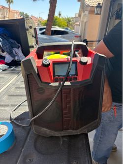 HILTI Speaker