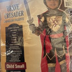 New Halloween Costume- Brave Crusader Child Small $12