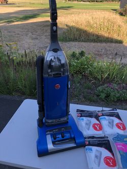 Hoover WindTunnel Anniversary Edition Self-Propelled Upright vacuum with Attachments + 12 Bags!!