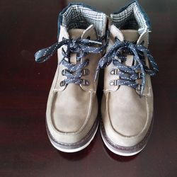 Kids Boots Size 3