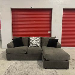 Gray Sectional Couch CAN DELIVER🚚