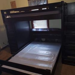 Bunk bed