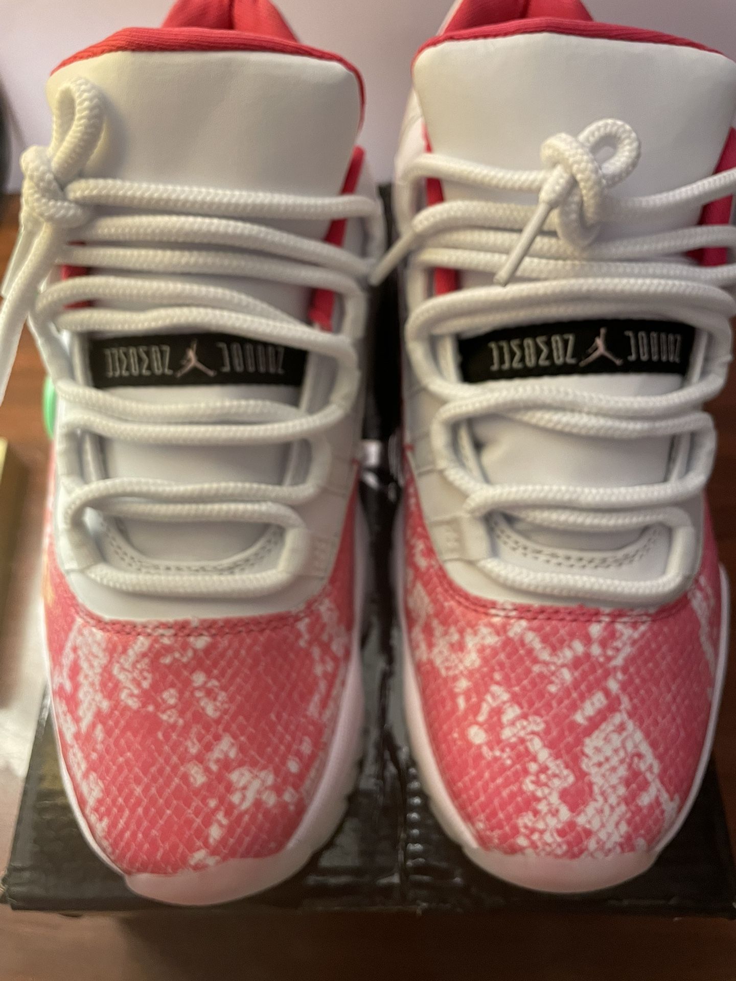 Jordan 11 Pink Snake Skin(need Gone)