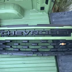 2022 Chevy Silversdo Grille