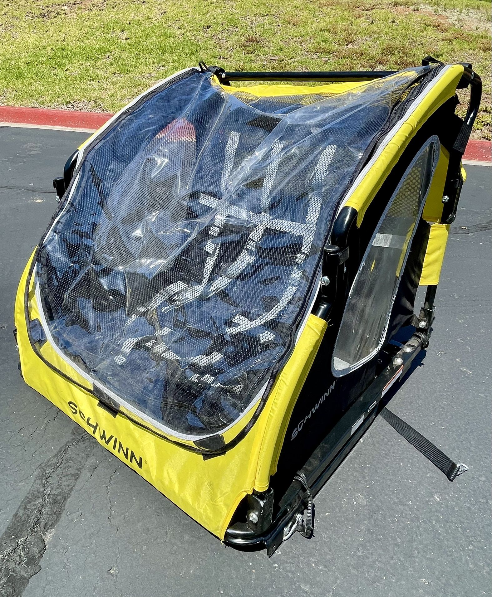 Schwinn Prescott Yellow/Black Toddler Kids Bike Trailer