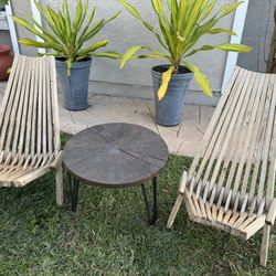 Wood Folding Lounge Chairs & Table