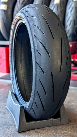Bridgestone Battlax S22 Motorcycle Tire 190/50/17