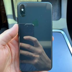 Apple IPhone XS 64gb  Unlocked, FREE Smartwach/ Headphones. Pay $1 Today Rest in payments. NO CREDIT NEEDED FINANCING