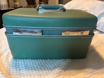 Vintage 1960s Sears Courier Train Case Makeup Bag with Tray - Teal Green