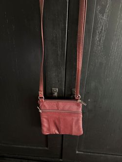 👛Burgundy Leather Crossbody Purse - $10