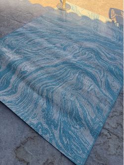 Gorgeous outdoor rugs! I have 4 of them- all matching /diff sizes!