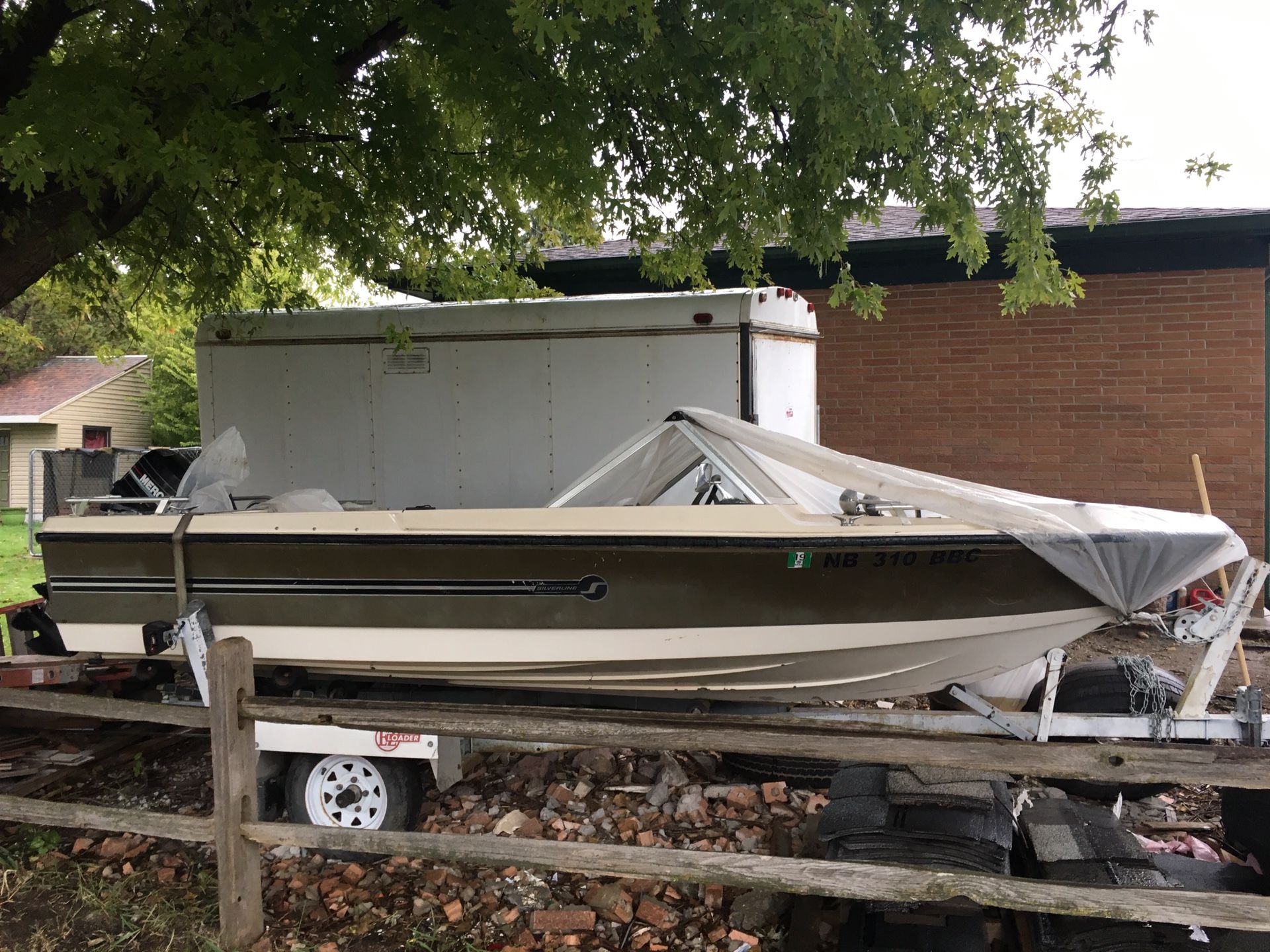 Photo Mercury silver line boat with fishfinder radarin great condition