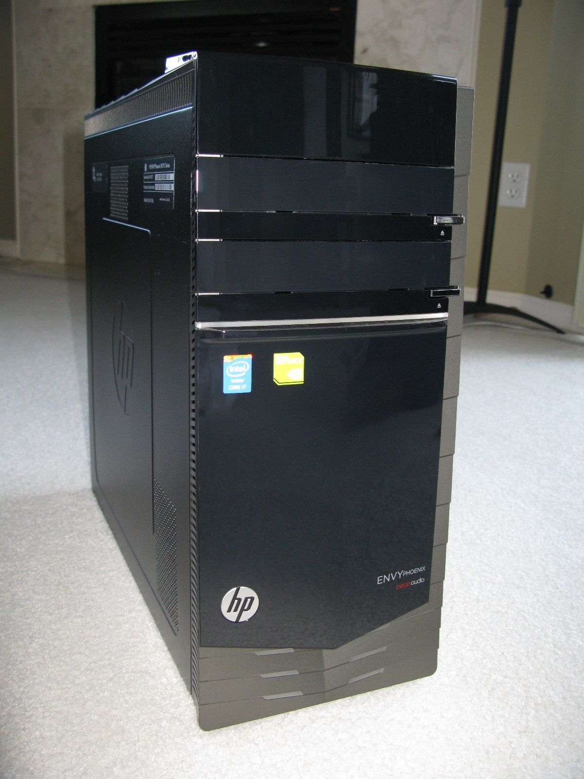 HP Phoenix 810