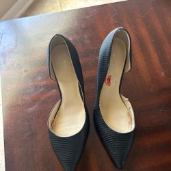 Nine West Black Pointed-Toe D'Orsay Heels Size 9