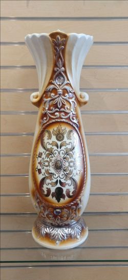 24 inches Decorative Ceramic Vase ( NEW ) gold / vanilla / beige