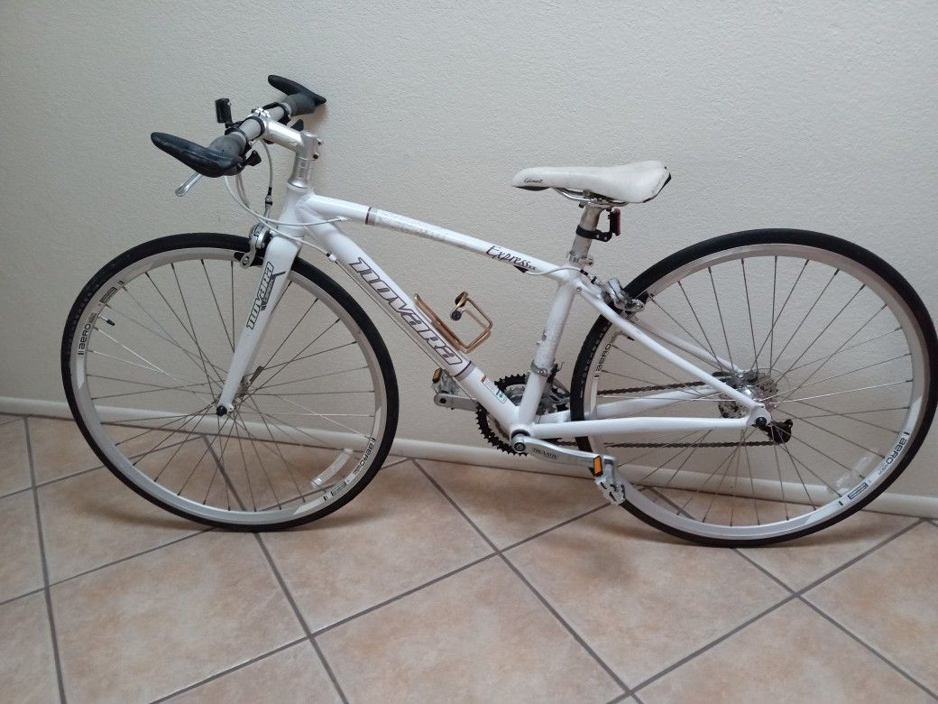 Novara Express Hybrid Bike Xs 2014