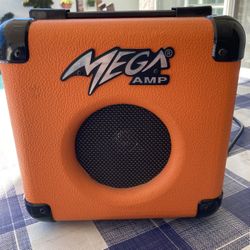 MegaAmp Guitar Amplifier
