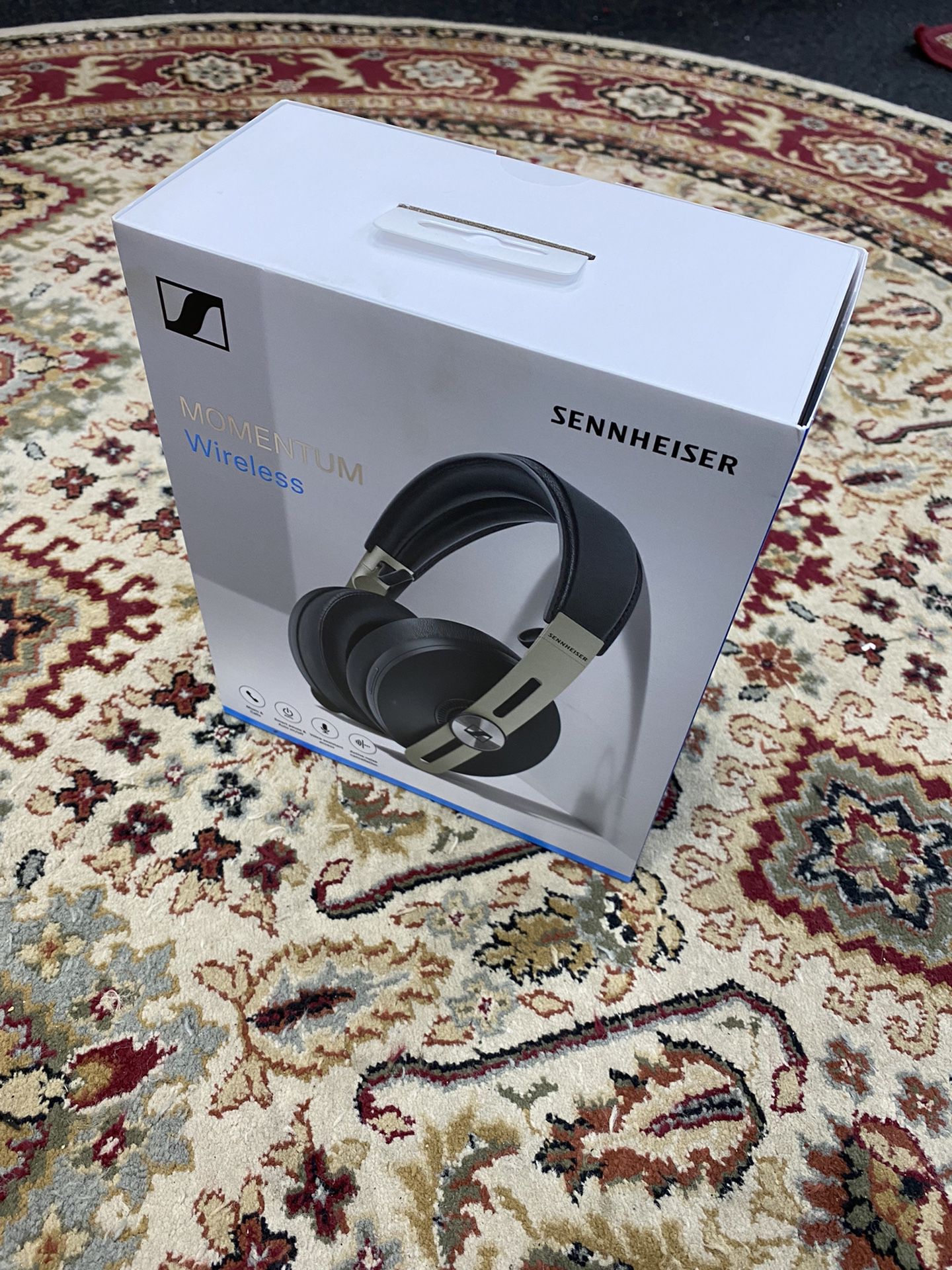 Sennheiser Momentum 3 Noise Cancelling Headphones 