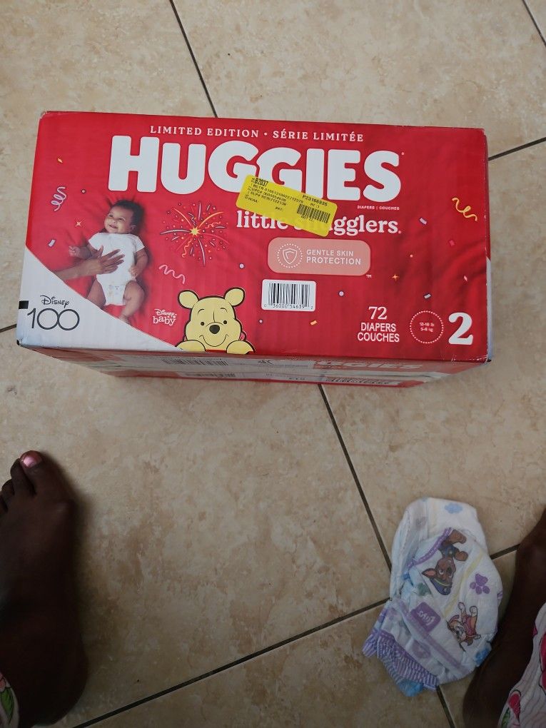 Huggies Pampers