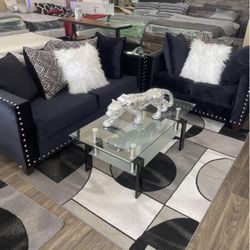 Brand new sectional in box. Limited supply. Cash and finance options available $39 down. 