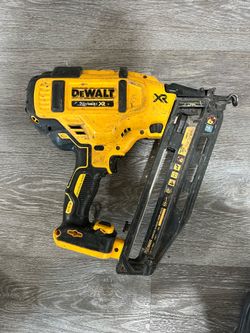 Dewalt Finish Nailer
