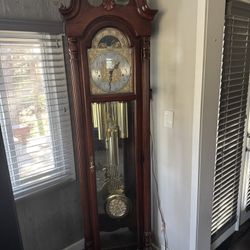 Excellent Condition Grandfather Clock