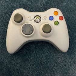Xbox 360 Controller - White ($15)