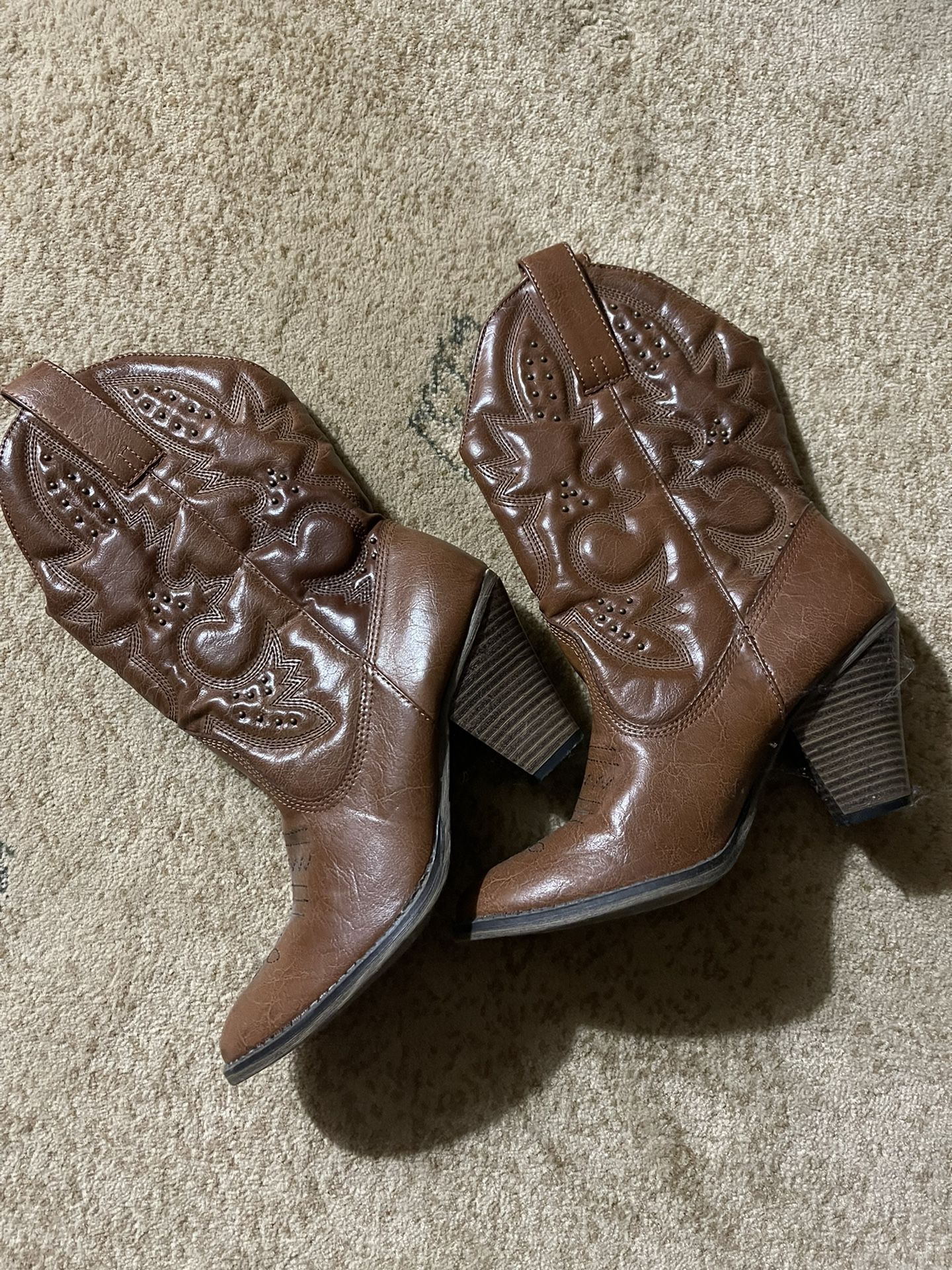 Mia Cowgirl Boots With Heel