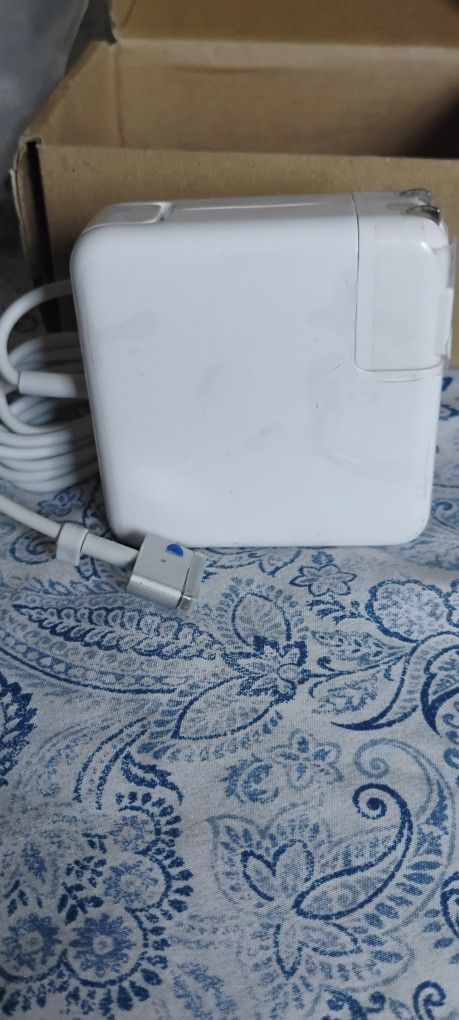 MacBook Charger P... (After 2012