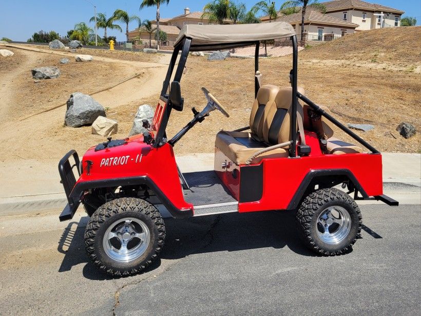 Lifted Jeep Gas Golf Cart
