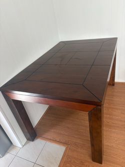 Dining table with 4 chairs and bench