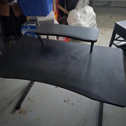 Black Gaming Desk 
