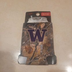 Huskies Camo Can Koozie