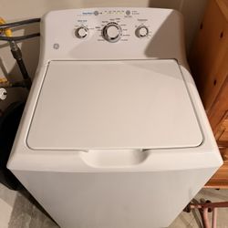 GE Top Load Washer With Agitator