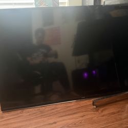 Broken Samsung TV 60’