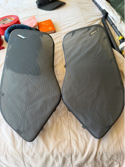 99-06 gm Bose speaker grills