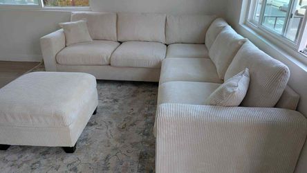 New Sectional Corduroy Couch with Ottoman! 99x99. Free Delivery 🚚 and Assembly 😊