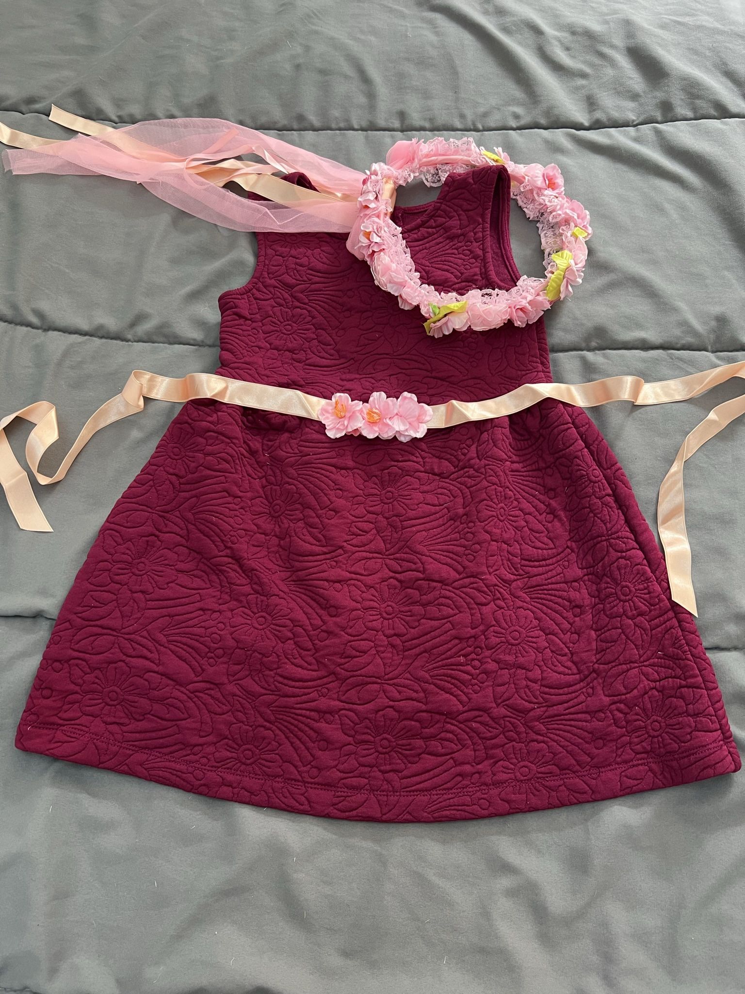 Pretty Dress For Toddler Girl 4T Burgundy With Cherry Blossom 🌸 Belt Sash And Head Crown Accessories For Ages 3-5. Pick Up Only In Torrance 90505