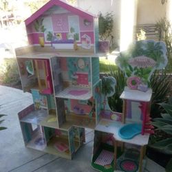 Huge Doll House