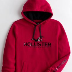 BRAND NEW HOLLISTER HOODIE FOR MEN..SIZE MEDIUM AND LARGE ONLY..$30 DLLS..PRICE IS FIRM/NO DELIVERY 