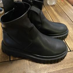 New Kids Zara Boots Size 1